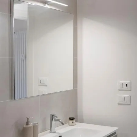 Testoni5 Appartement *